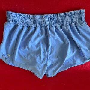 Lululemon hotty hot high rise shorts 2.5 inches